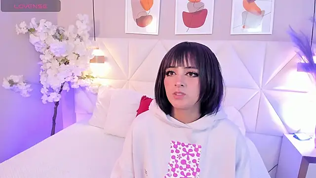 Adara  carter  online show from October 1, 2025, 3:34 am