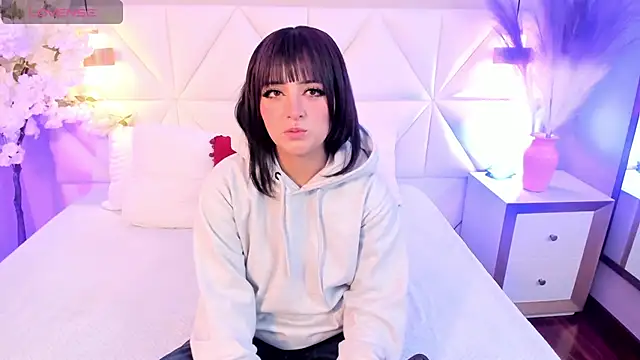 Adara  carter  online show from October 2, 2025, 3:13 am