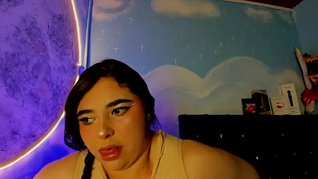 Bagiolett online show from October 3, 2025, 2:25 pm