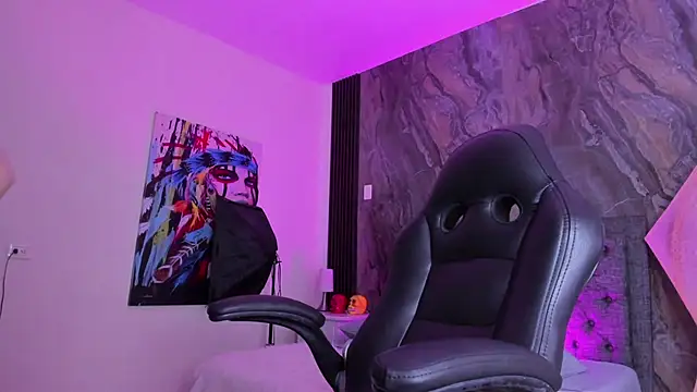 Zoe Rosse00 online show from September 21, 2025, 7:37 pm