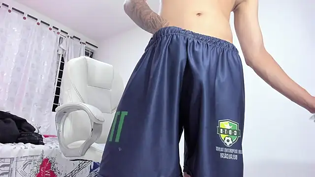 Snapshot of weesley_boy chatting on September 24, 2025, 5:00 am weesley boy online show from September 24, 2025, 5:00 am