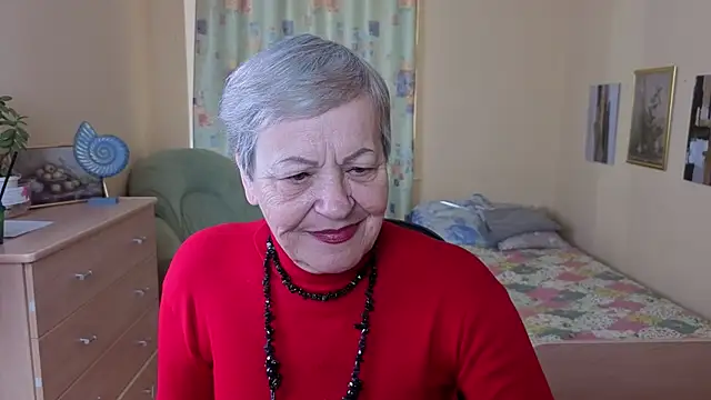 Snapshot of Freya_Fable chatting on October 3, 2025, 8:00 am Freya Fable online show from October 3, 2025, 8:00 am
