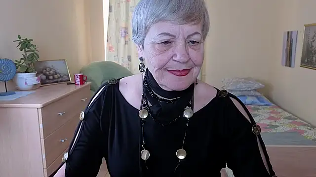 Snapshot of Freya_Fable chatting on October 21, 2025, 9:32 am Freya Fable online show from October 21, 2025, 9:32 am