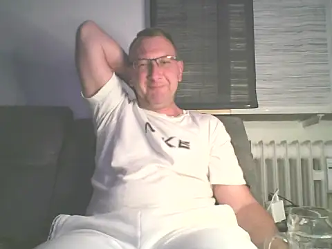 niezlomny75 online show from September 16, 2025, 7:15 pm