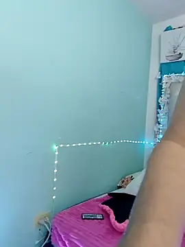 Snapshot of ZARAY_1118 chatting on October 6, 2025, 7:33 pm ZARAY 1118 online show from October 6, 2025, 7:33 pm