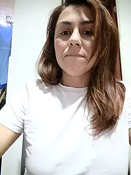 vanessa-titisM online show from October 5, 2025, 1:59 am