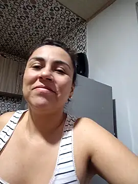 vanessa-titisM online show from May 8, 2026, 12:27 am