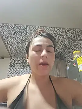 Snapshot of vanessa-titisM chatting on June 14, 2026, 12:41 am vanessa-titisM online show from June 14, 2026, 12:41 am
