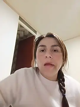Snapshot of vanessa-titisM chatting on August 7, 2026, 2:02 am vanessa-titisM online show from August 7, 2026, 2:02 am