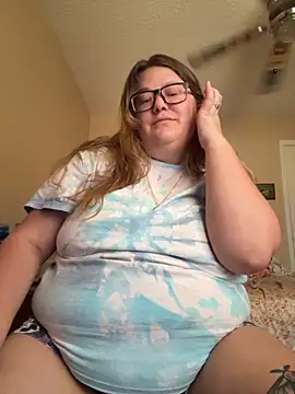 amberlynntun online show from November 21, 2025, 6:28 pm