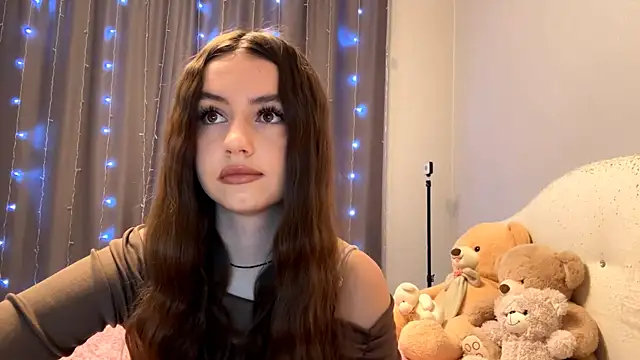 CatherinDream online show from December 19, 2025, 3:24 am