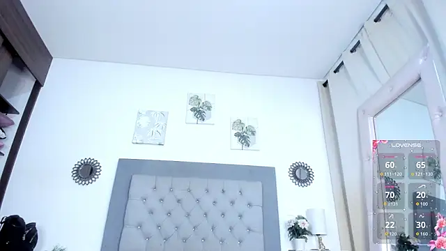 nathy rose01 online show from February 1, 2026, 11:31 am