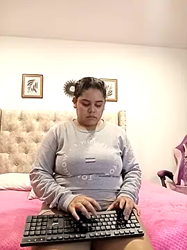 Snapshot of Anabelle_00_ chatting on October 25, 2025, 4:09 am Anabelle 00  online show from October 25, 2025, 4:09 am