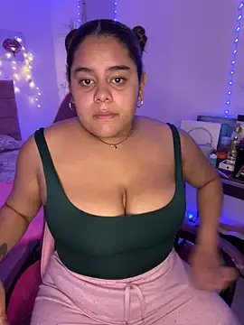 Anabelle 00  online show from May 30, 2026, 3:14 am