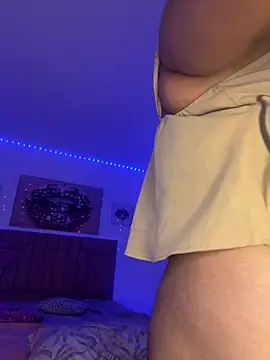 Anabelle 00  online show from June 10, 2026, 4:23 am