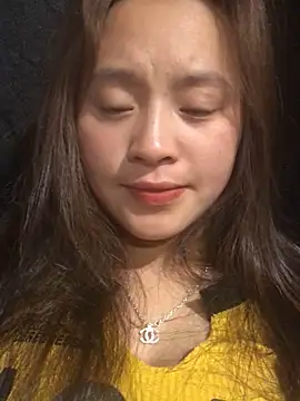 Snapshot of chipchip-00 chatting on October 6, 2025, 10:34 am chipchip-00 online show from October 6, 2025, 10:34 am