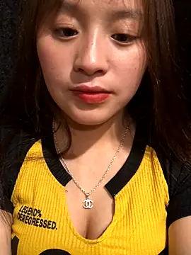 Snapshot of chipchip-00 chatting on October 15, 2025, 11:10 am chipchip-00 online show from October 15, 2025, 11:10 am