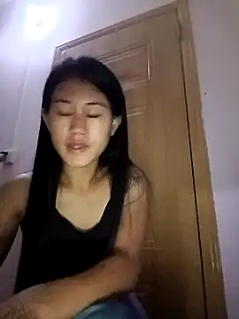 luy-xinh02 online show from September 29, 2025, 2:33 pm