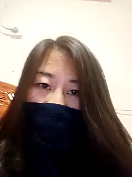 luy-xinh02 online show from December 3, 2025, 2:59 pm