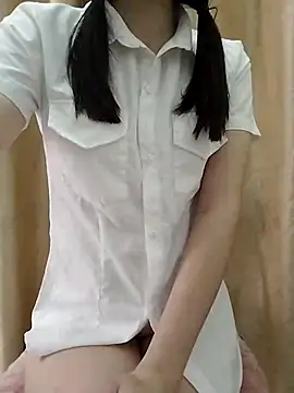 Snapshot of Ella_sex001 chatting on September 12, 2025, 9:09 am Ella sex001 online show from September 12, 2025, 9:09 am