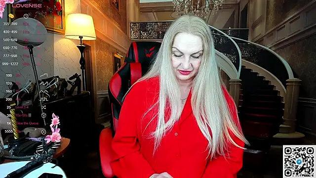 Nina Devillle online show from June 1, 2026, 11:39 pm