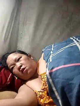 riso-00 online show from December 19, 2025, 4:25 pm