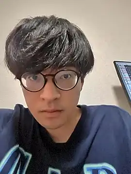 aokunvvv online show from September 14, 2025, 12:59 pm