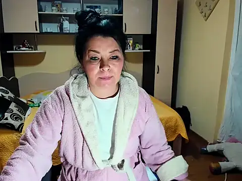 Soffy Skye online show from February 18, 2026, 5:03 am