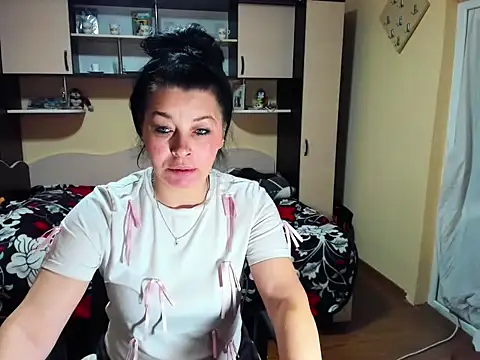 Soffy Skye online show from March 5, 2026, 6:31 am