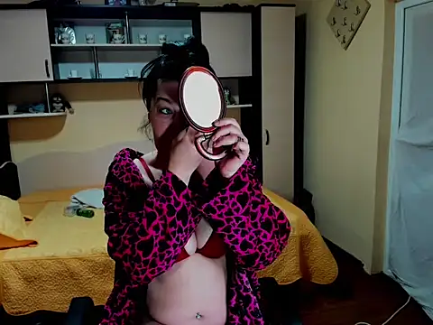 Soffy Skye online show from March 15, 2026, 6:52 am