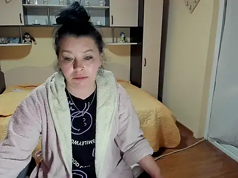 Soffy Skye online show from May 5, 2026, 2:52 am