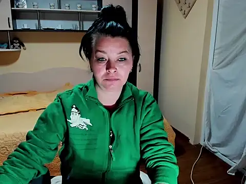 Soffy Skye online show from May 8, 2026, 4:51 am