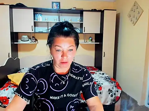 Soffy Skye online show from June 26, 2026, 4:28 am