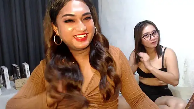 Snapshot of Elysia_Fox chatting on February 7, 2026, 5:55 am Elysia Fox online show from February 7, 2026, 5:55 am