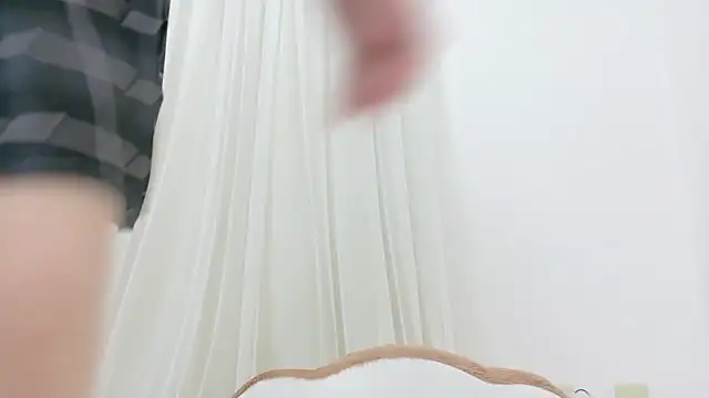 Snapshot of _Mia_land_ chatting on October 17, 2025, 1:25 pm Mia land online show from October 17, 2025, 1:25 pm