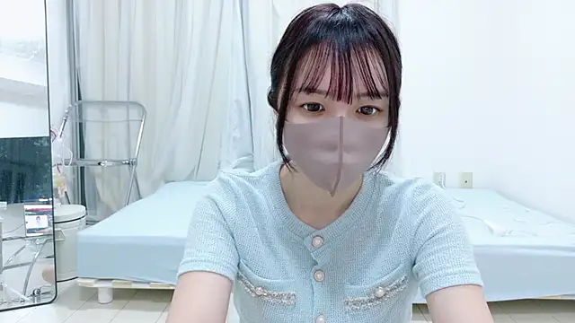 Snapshot of _Mia_land_ chatting on June 26, 2026, 2:10 pm Mia land online show from June 26, 2026, 2:10 pm