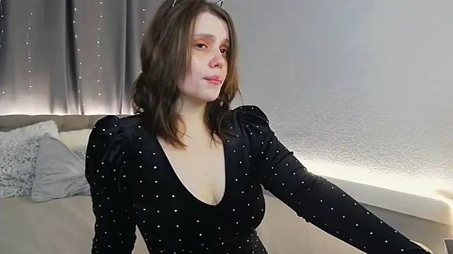 SoftLolli online show from October 14, 2025, 6:03 am