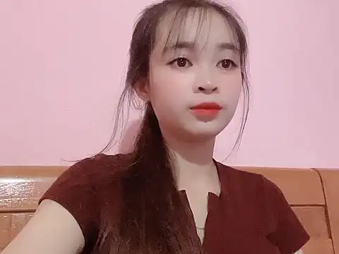 Suna7383 online show from October 10, 2025, 4:50 pm