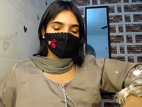 Sweetangle24 online show from February 4, 2026, 7:42 pm