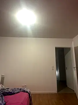 Snapshot of douceebene chatting on September 30, 2025, 8:30 am douceebene online show from September 30, 2025, 8:30 am