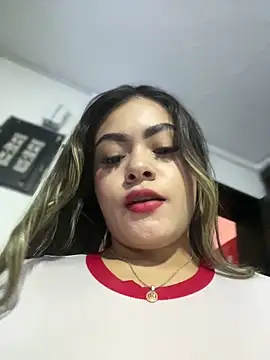 Snapshot of MayaMoanXXX chatting on October 16, 2025, 1:12 pm MayaMoanXXX online show from October 16, 2025, 1:12 pm