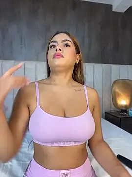MayaMoanXXX online show from May 8, 2026, 1:16 pm