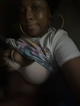 Cocochanel4567 online show from September 26, 2025, 8:51 am