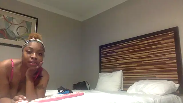 Cocochanel4567 online show from December 4, 2025, 9:07 am