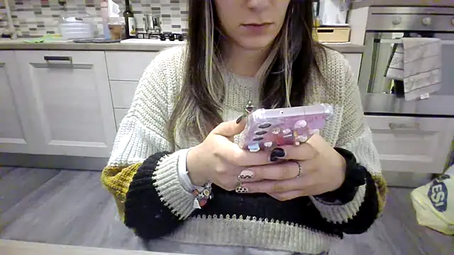 Camaleontica online show from October 14, 2025, 6:20 pm