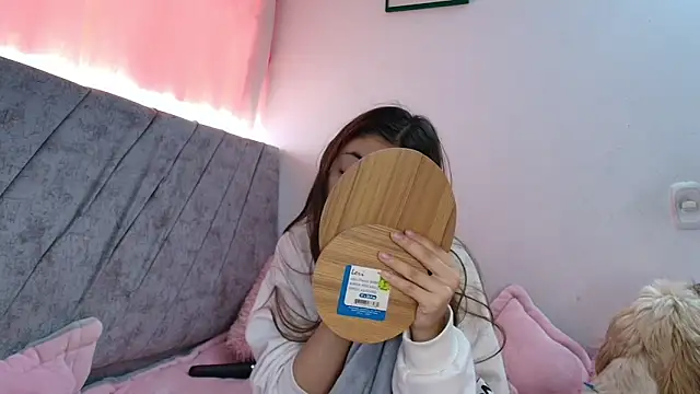 kimmy vegga2 online show from September 26, 2025, 4:33 pm