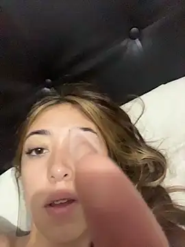 kimmy vegga2 online show from November 2, 2025, 3:25 pm