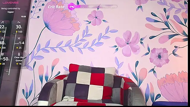 emma hearths online show from October 13, 2025, 7:25 pm