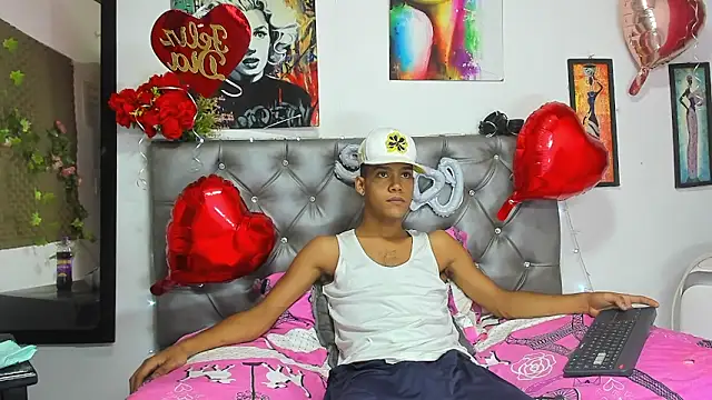 Snapshot of xxKamadevaxx chatting on February 16, 2026, 1:51 pm xxKamadevaxx online show from February 16, 2026, 1:51 pm