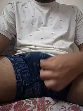 Snapshot of engineerboy14 chatting on September 21, 2025, 11:12 am engineerboy14 online show from September 21, 2025, 11:12 am